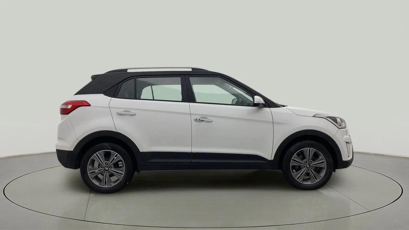 2017 Hyundai Creta SX PLUS 1.6 PETROL DUAL TONE, Petrol, Manual, 97,779 km, Right Side View