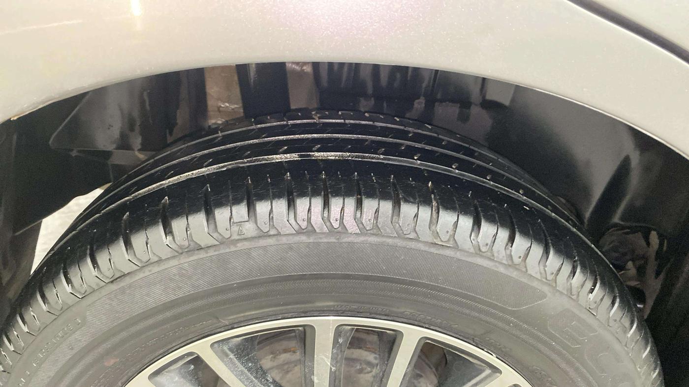2020 Maruti Dzire ZXI Plus, Petrol, Manual, 29,504 km, Right Rear Tyre Tread