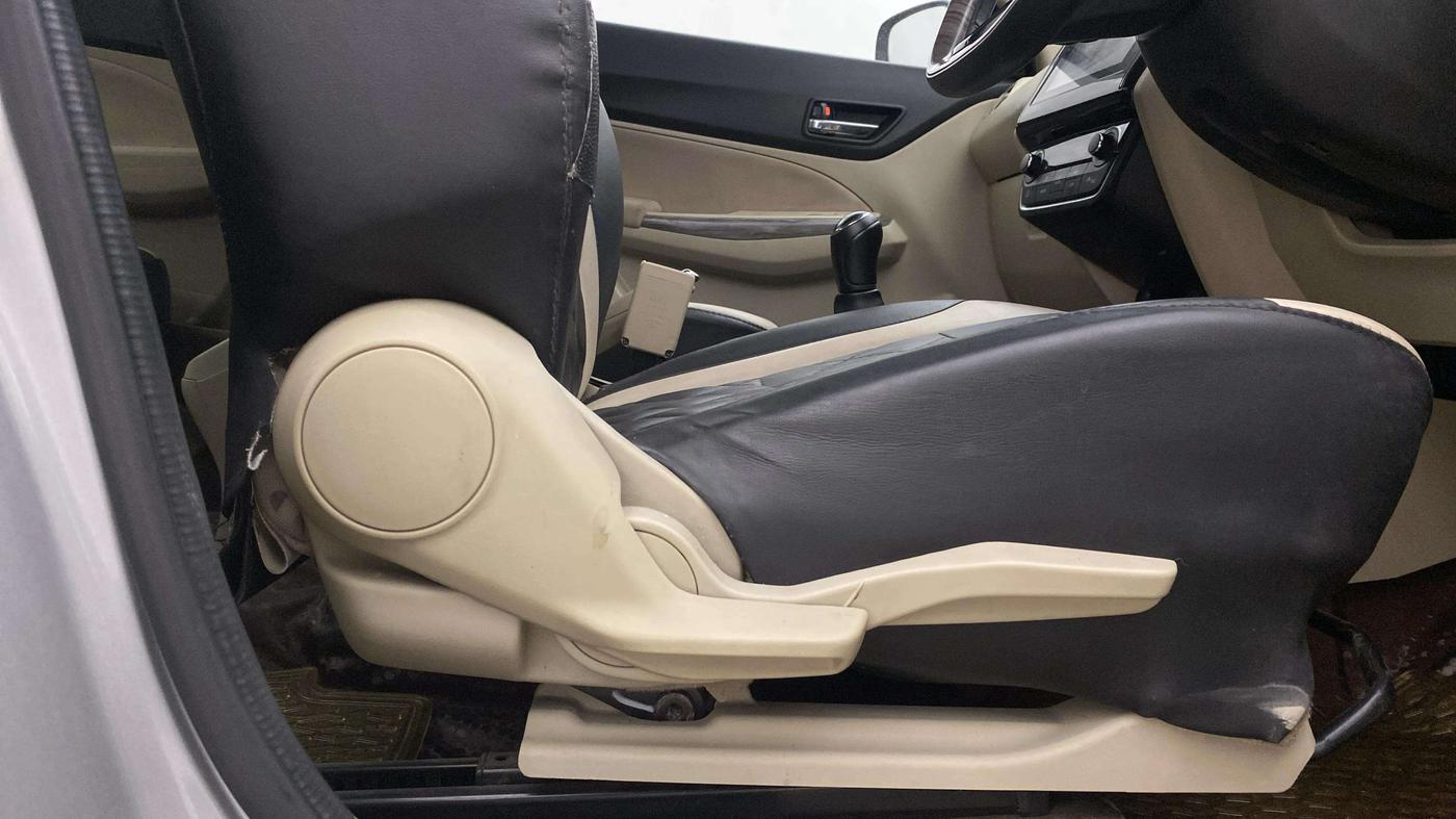 2020 Maruti Dzire ZXI Plus, Petrol, Manual, 29,504 km, Driver Side Adjustment Panel