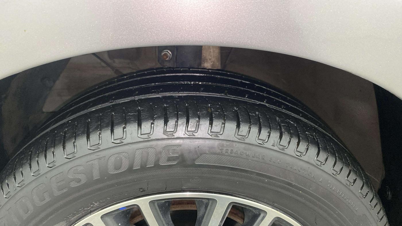 2020 Maruti Dzire ZXI Plus, Petrol, Manual, 29,504 km, Left Front Tyre Tread