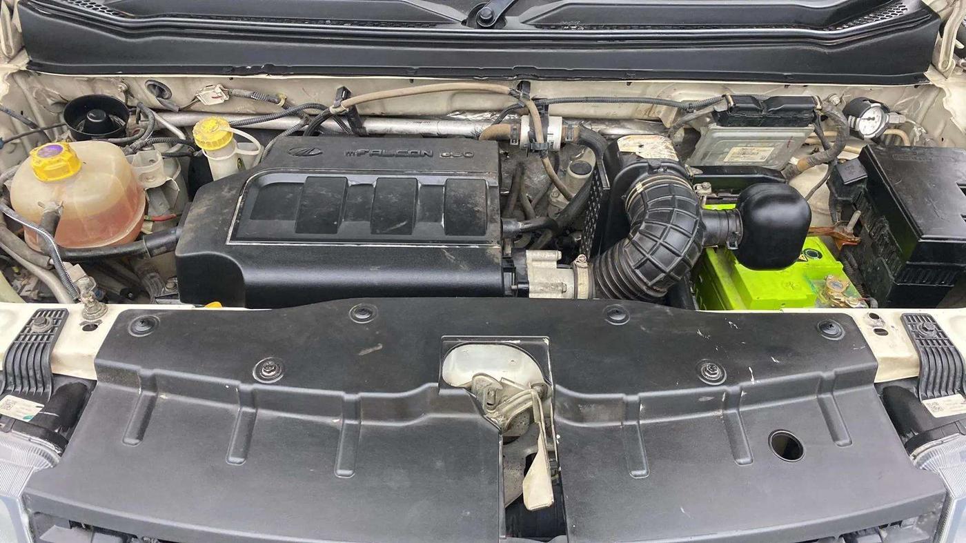 2018 Mahindra Kuv100 K2 TRIP CNG, CNG, Manual, 62,306 km, Open Bonet
