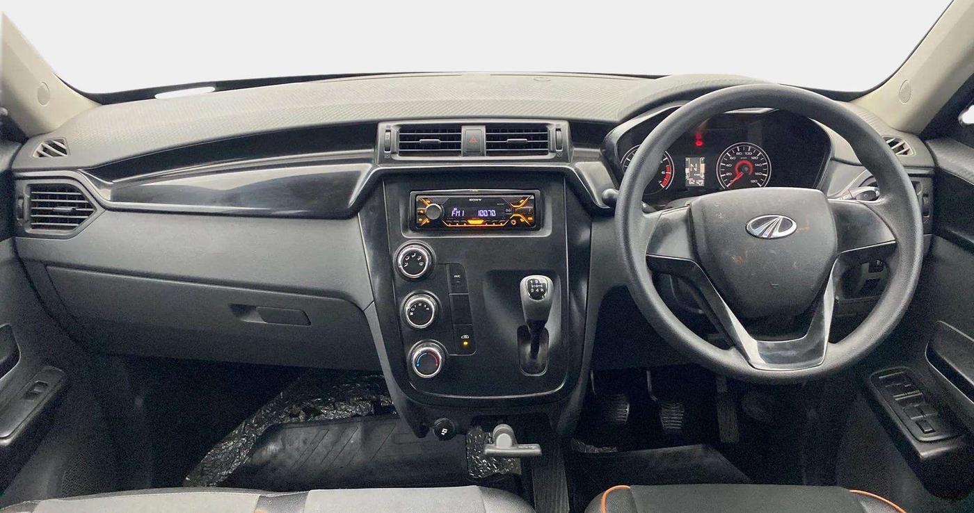 2018 Mahindra Kuv100 K2 TRIP CNG, CNG, Manual, 62,306 km, Dashboard