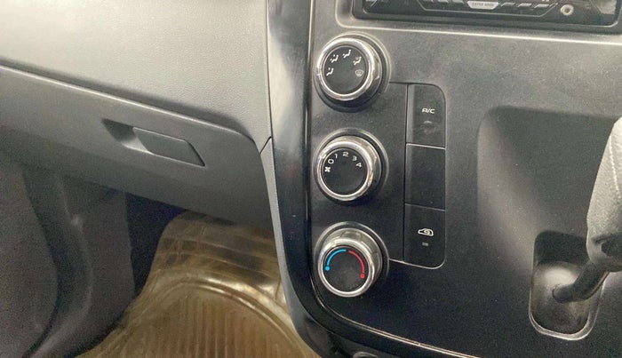 2018 Mahindra Kuv100 K2 TRIP CNG, CNG, Manual, 62,110 km, AC Unit - Car heater not working