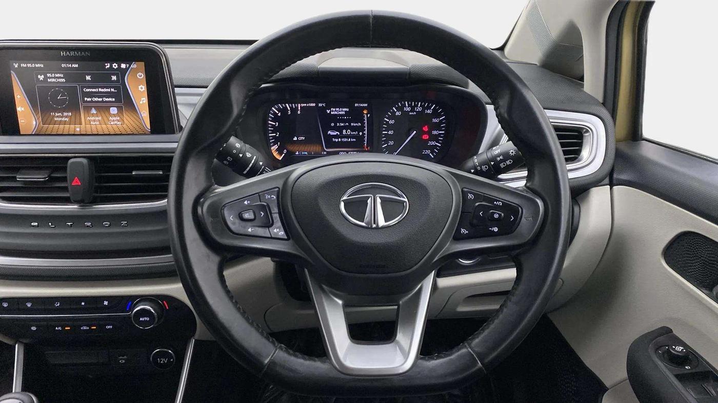2022 Tata ALTROZ XZ PLUS DIESEL, Diesel, Manual, 58,610 km, Steering Wheel Close Up
