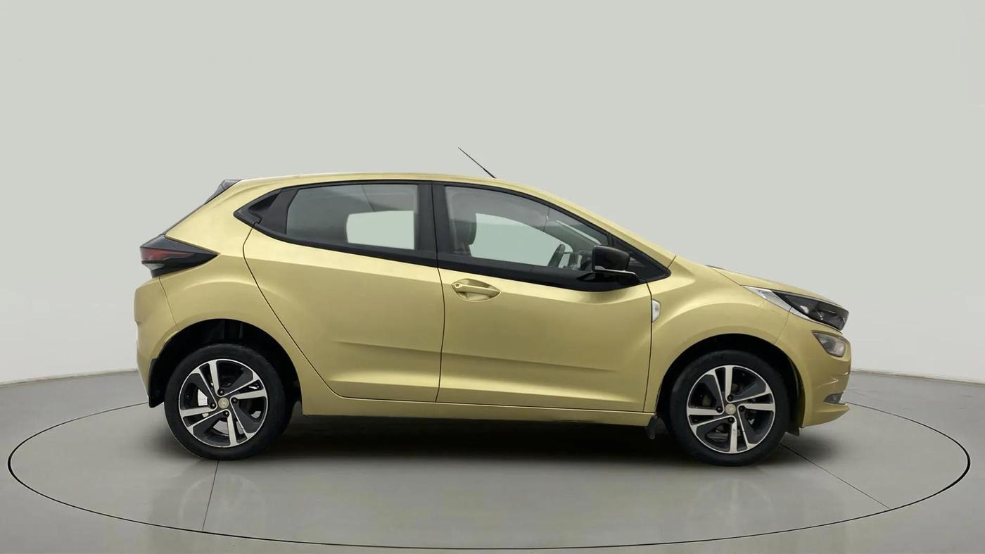 2022 Tata ALTROZ XZ PLUS DIESEL, Diesel, Manual, 58,610 km, Right Side View
