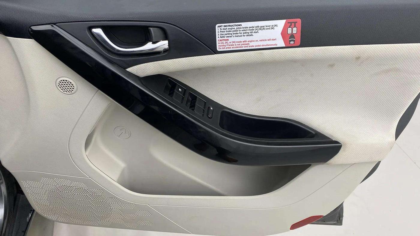 2021 Tata NEXON XZA PLUS PETROL, Petrol, Automatic, 34,100 km, Driver Side Door Panels Control