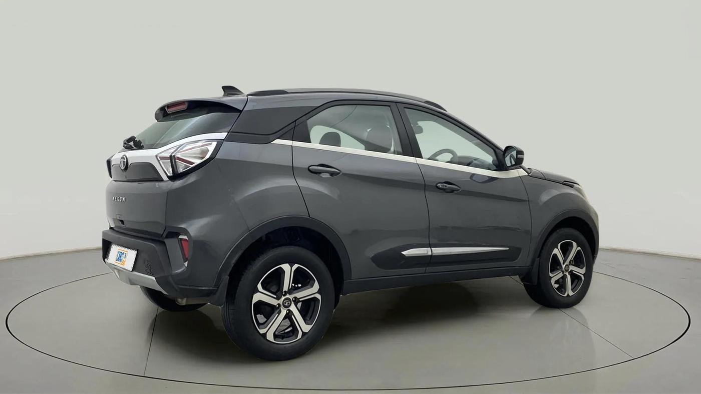 2021 Tata NEXON XZA PLUS PETROL, Petrol, Automatic, 34,100 km, Right Back Diagonal