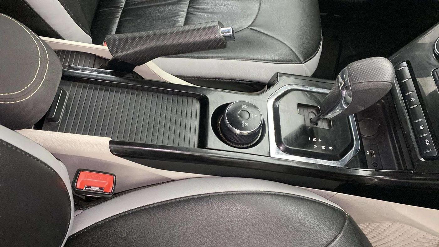 2021 Tata NEXON XZA PLUS PETROL, Petrol, Automatic, 34,100 km, Gear Lever