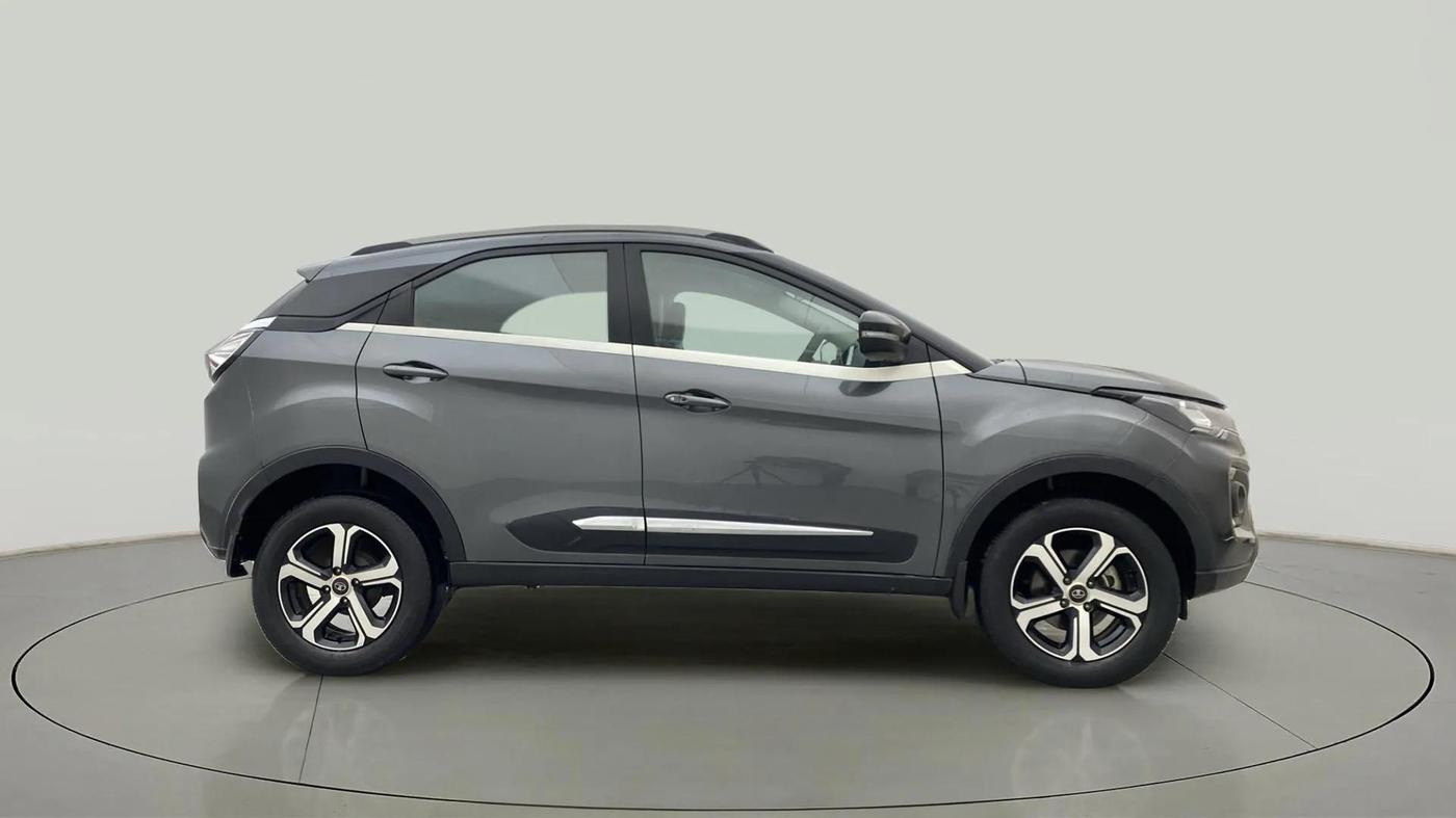 2021 Tata NEXON XZA PLUS PETROL, Petrol, Automatic, 34,100 km, Right Side View