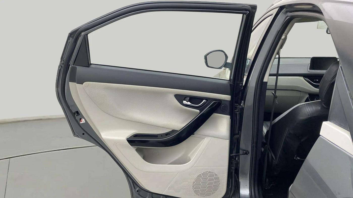 2021 Tata NEXON XZA PLUS PETROL, Petrol, Automatic, 34,100 km, LHS Rear Door