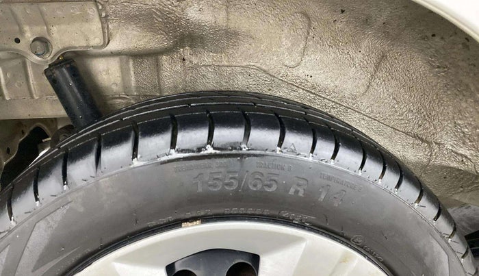 2017 Maruti Wagon R 1.0 VXI, Petrol, Manual, 66,715 km, Right Rear Tyre Tread