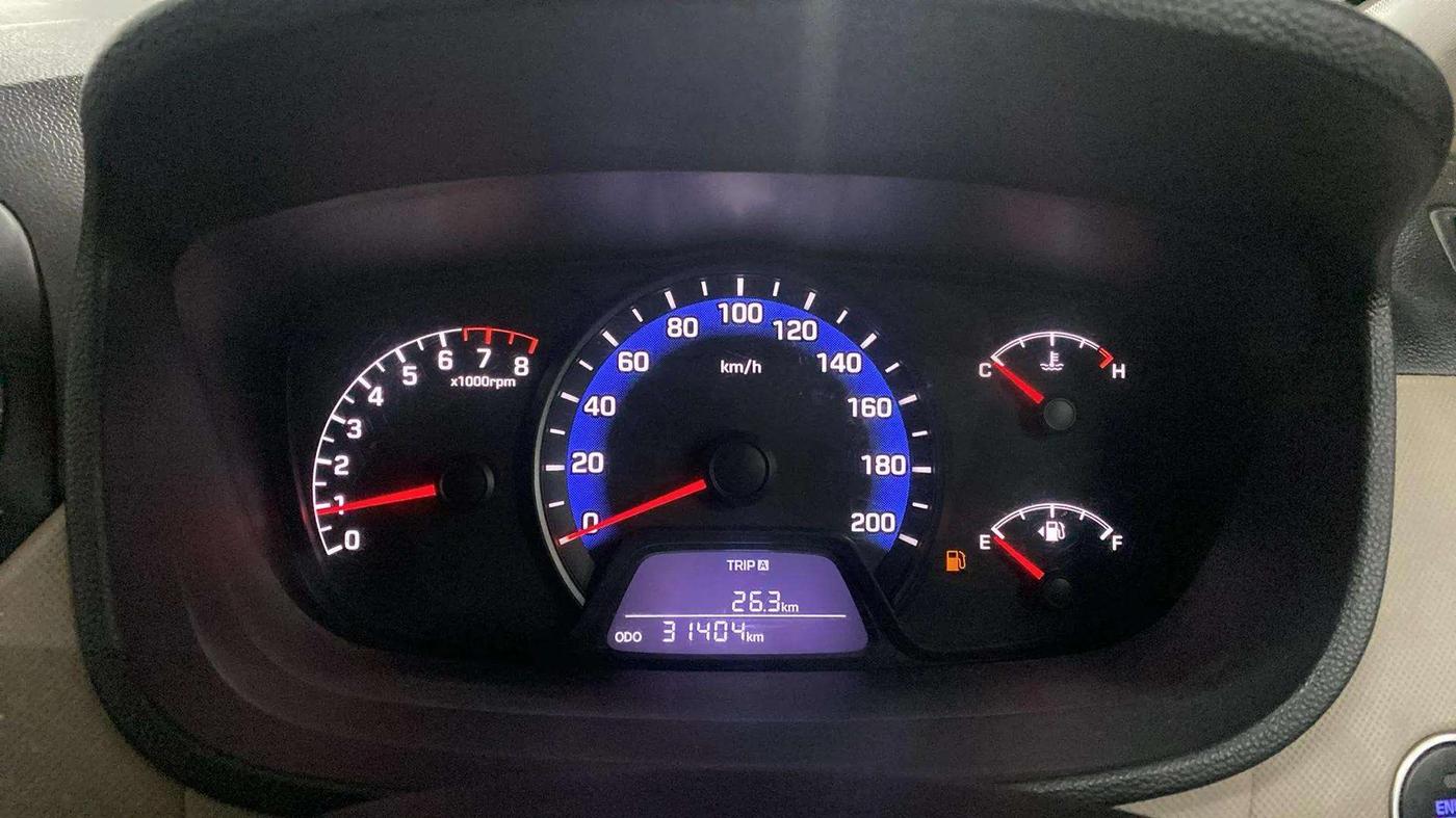 2014 Hyundai Xcent SX 1.2, Petrol, Manual, 31,443 km, Odometer Image