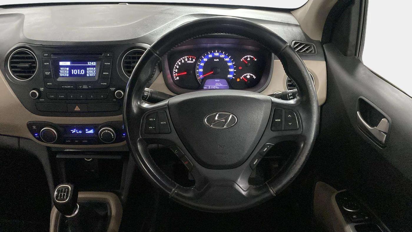 2014 Hyundai Xcent SX 1.2, Petrol, Manual, 31,443 km, Steering Wheel Close Up