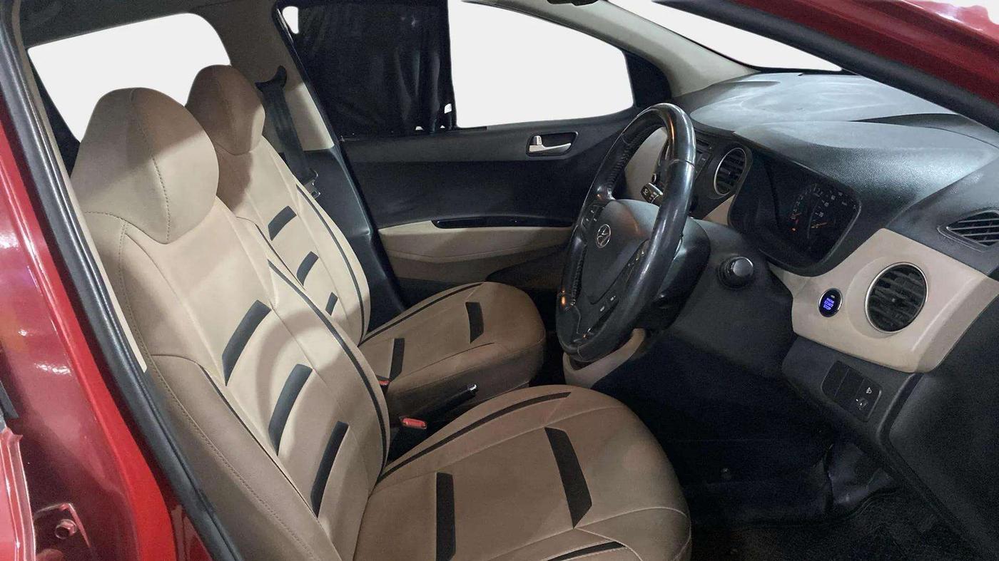 2014 Hyundai Xcent SX 1.2, Petrol, Manual, 31,443 km, Right Side Front Door Cabin