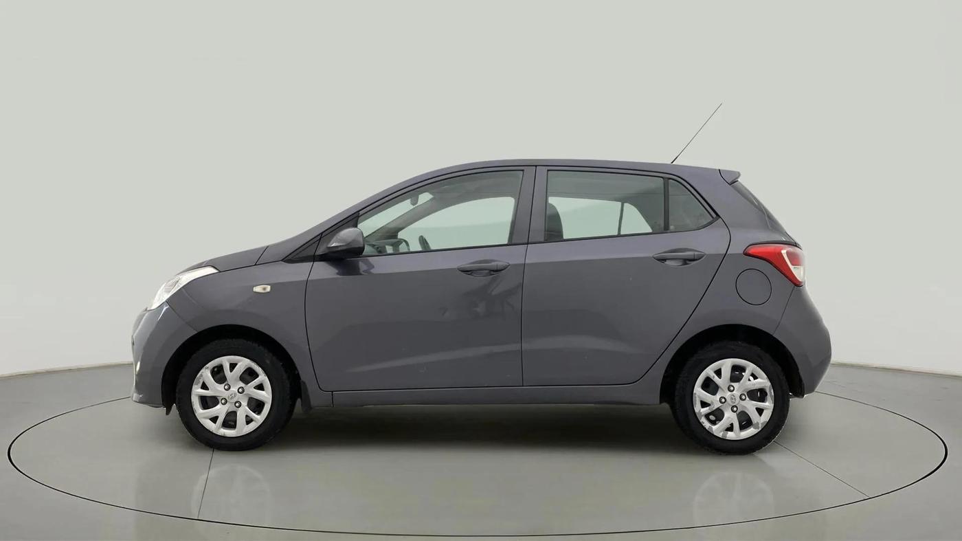 2017 Hyundai Grand i10 SPORTZ 1.2 KAPPA VTVT, Petrol, Manual, 63,971 km, Left Side