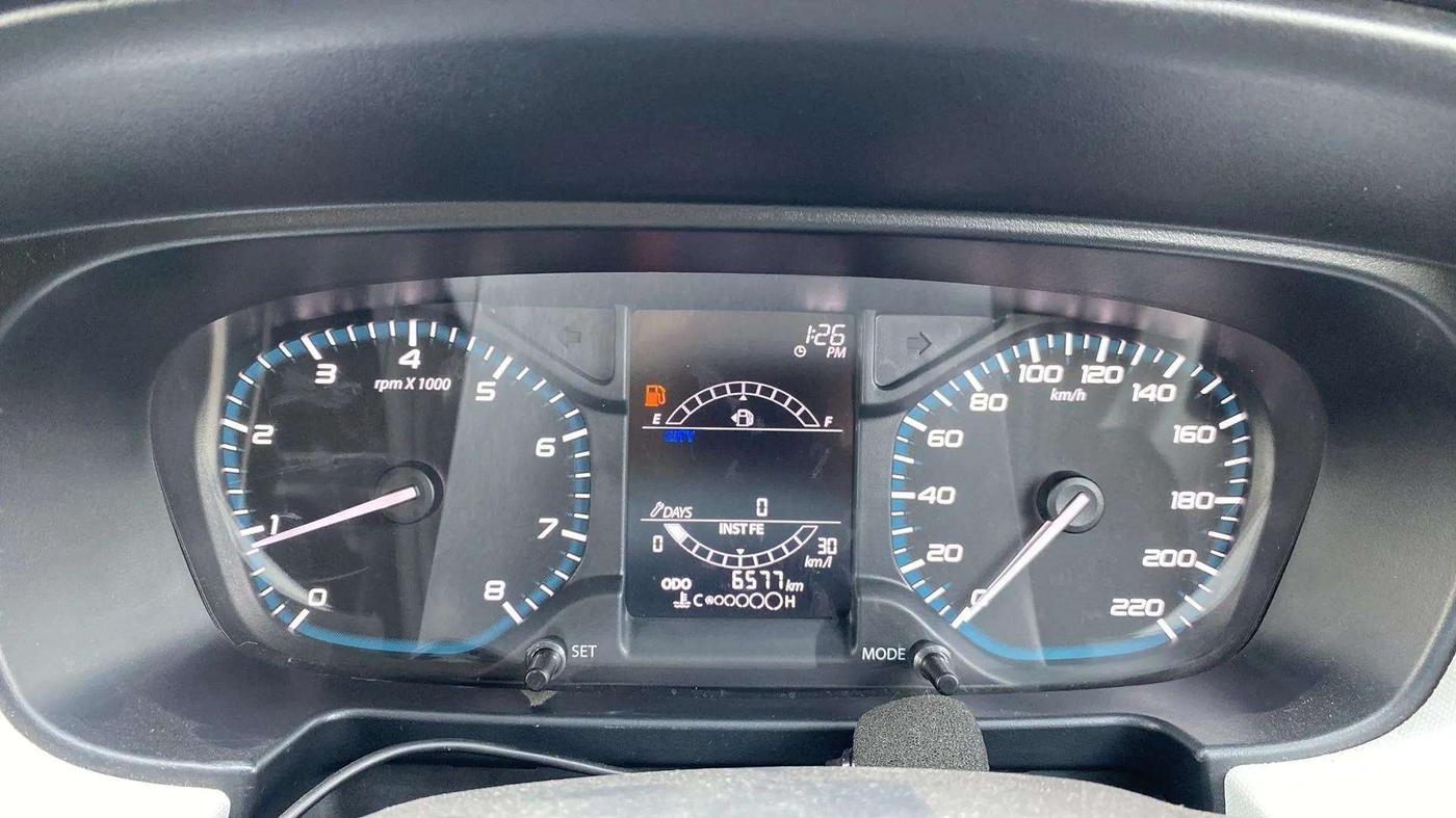 2023 Tata PUNCH PURE MT, Petrol, Manual, 6,749 km, Odometer Image