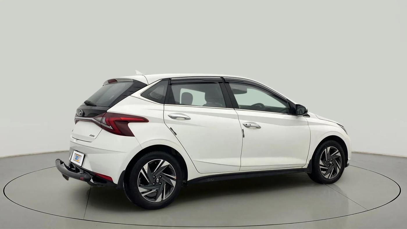 2022 Hyundai NEW I20 ASTA (O) 1.5 CRDI MT, Diesel, Manual, 36,315 km, Right Back Diagonal