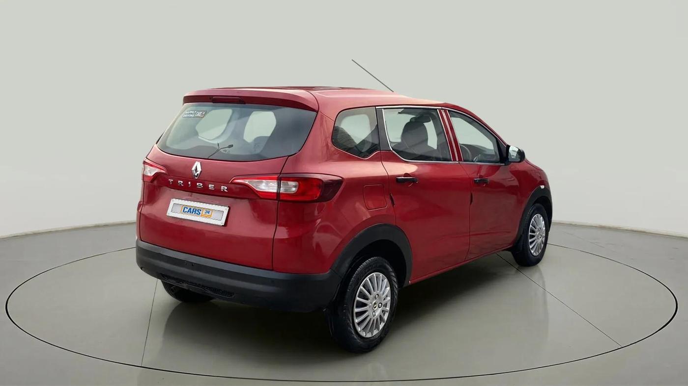 2020 Renault TRIBER RXE MT, Petrol, Manual, 48,739 km, Right Back Diagonal