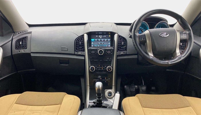 2020 Mahindra XUV500 W9, Diesel, Manual, 95,990 km, Dashboard