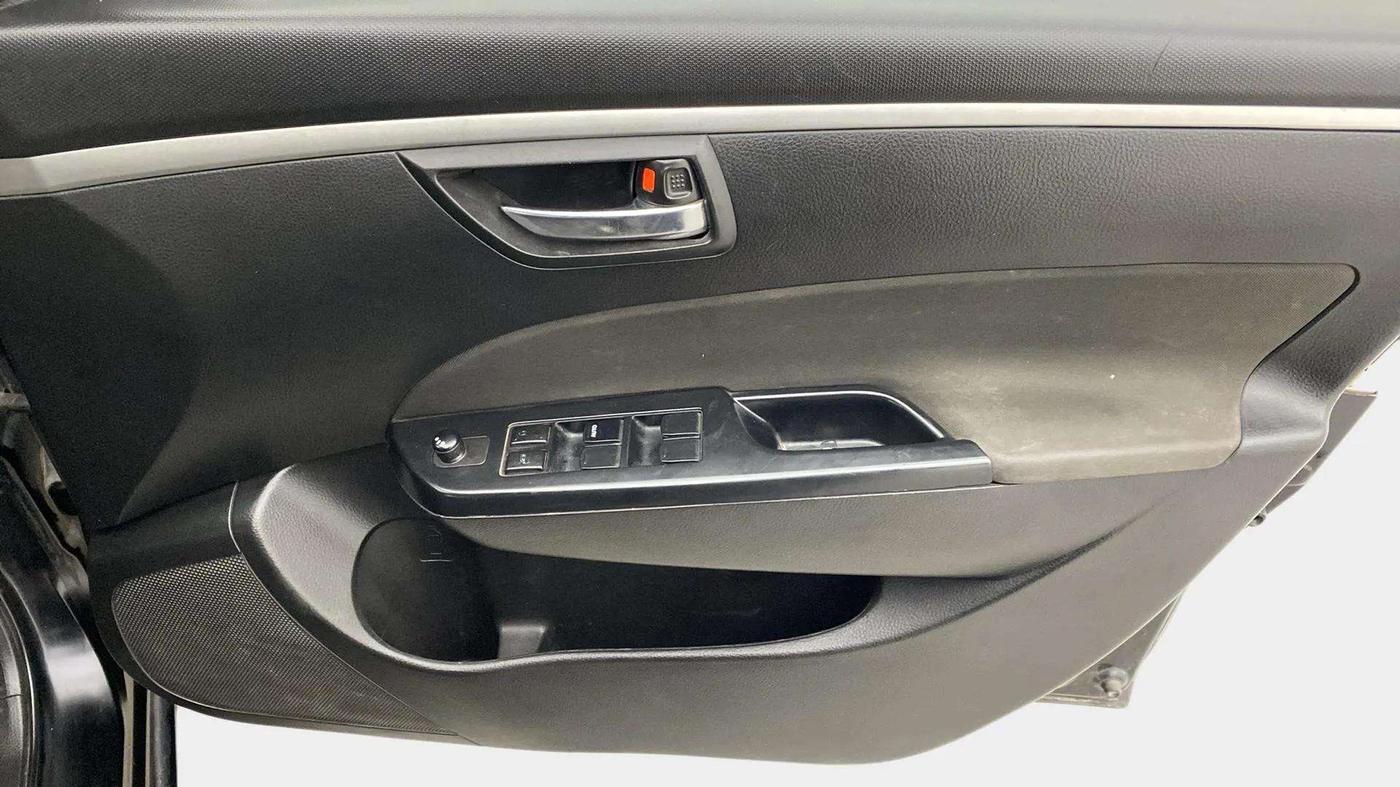 2014 Maruti Swift ZXI, Petrol, Manual, 92,216 km, Driver Side Door Panels Control