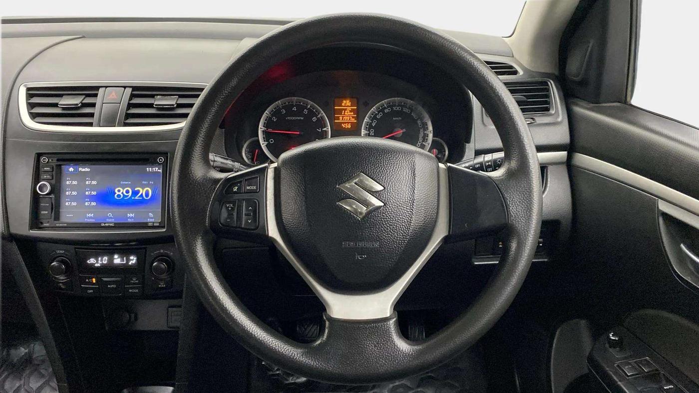 2014 Maruti Swift ZXI, Petrol, Manual, 92,216 km, Steering Wheel Close Up