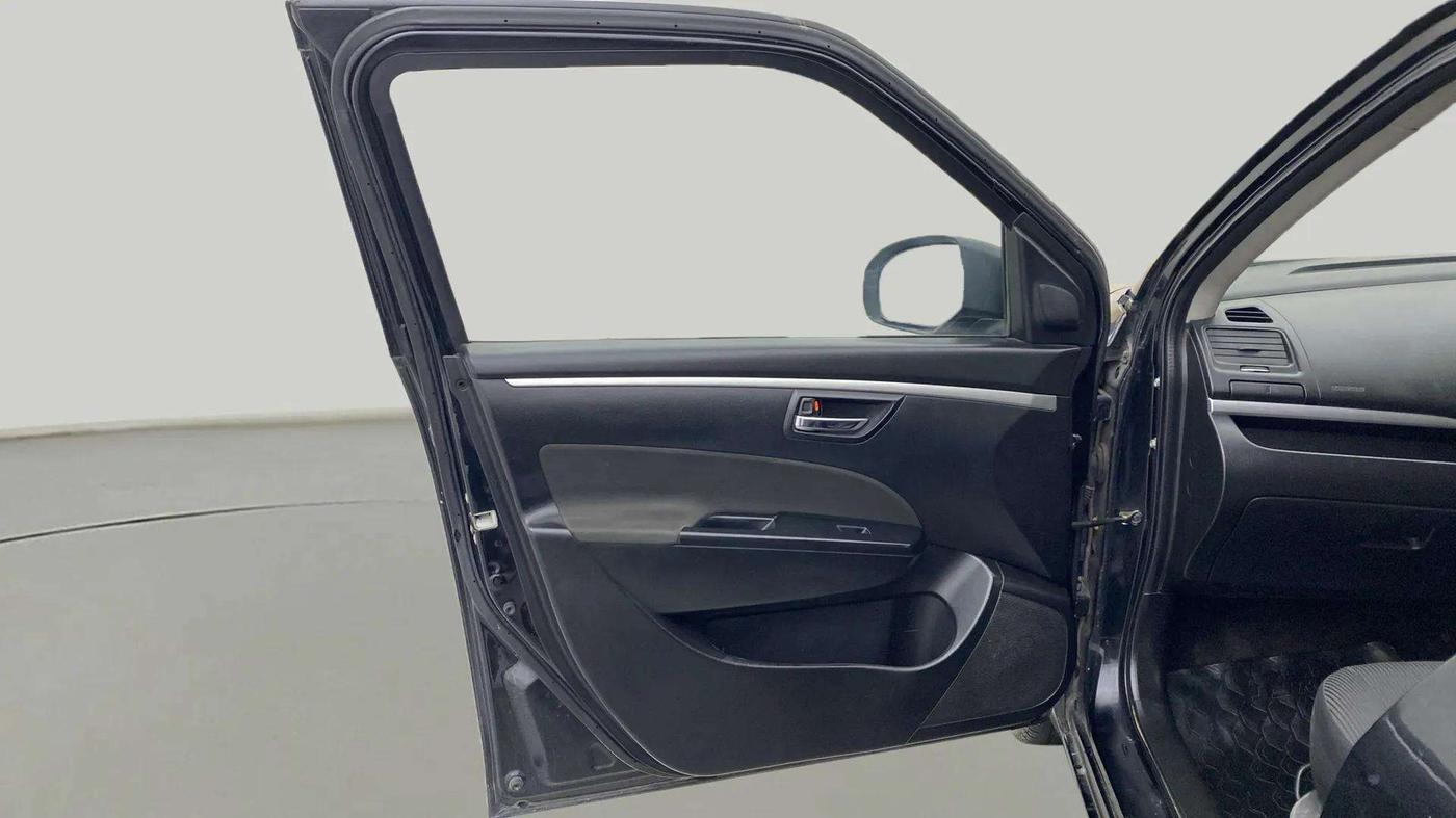 2014 Maruti Swift ZXI, Petrol, Manual, 92,216 km, LHS Front Door