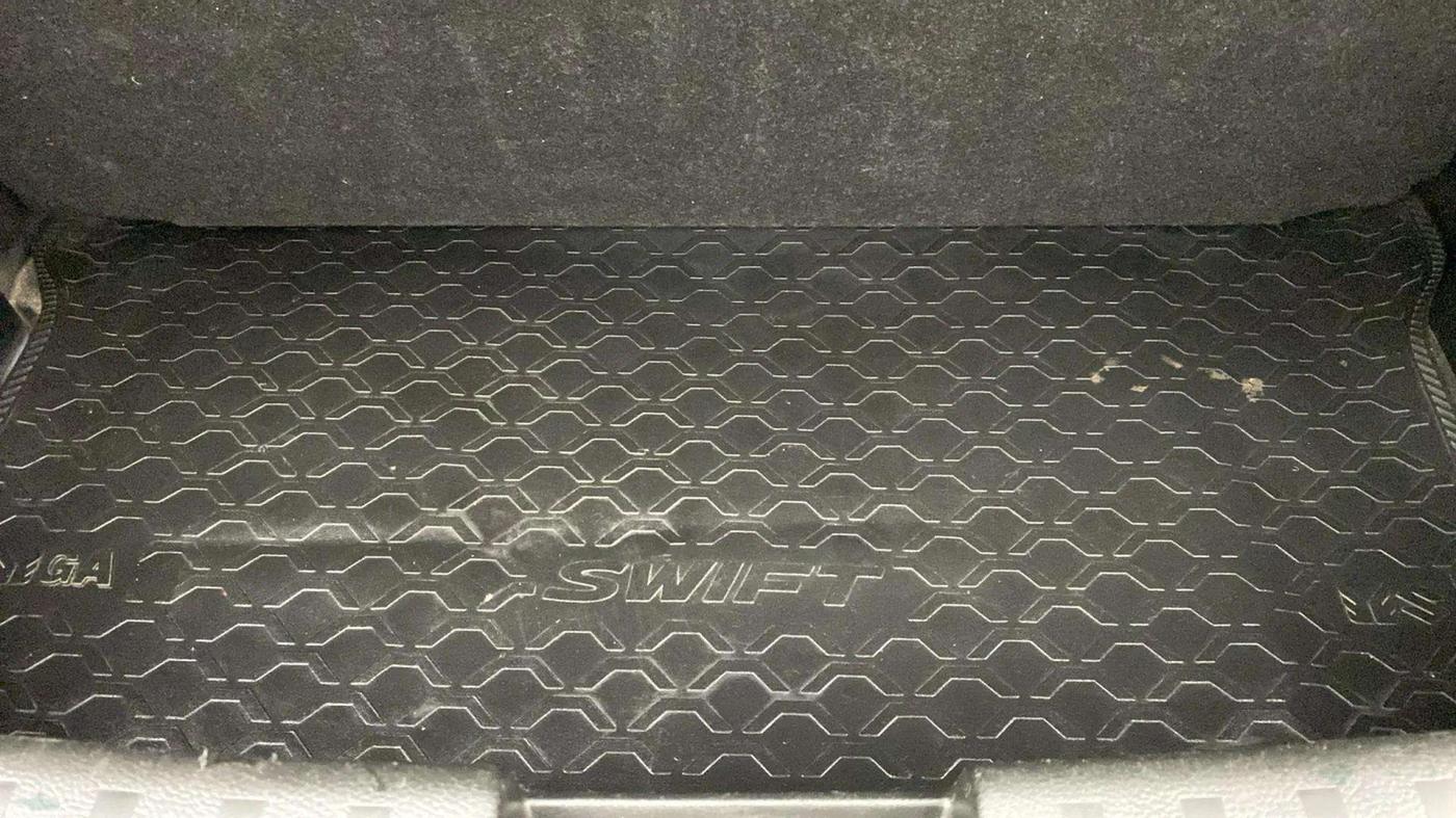 2014 Maruti Swift ZXI, Petrol, Manual, 92,216 km, Boot Inside