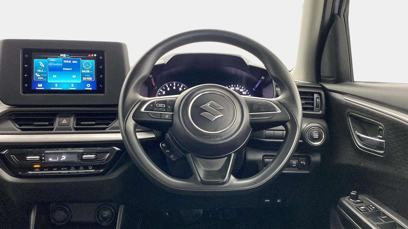 2024 Maruti Swift ZXi, Petrol, Manual, 3,817 km, Steering Wheel Close Up
