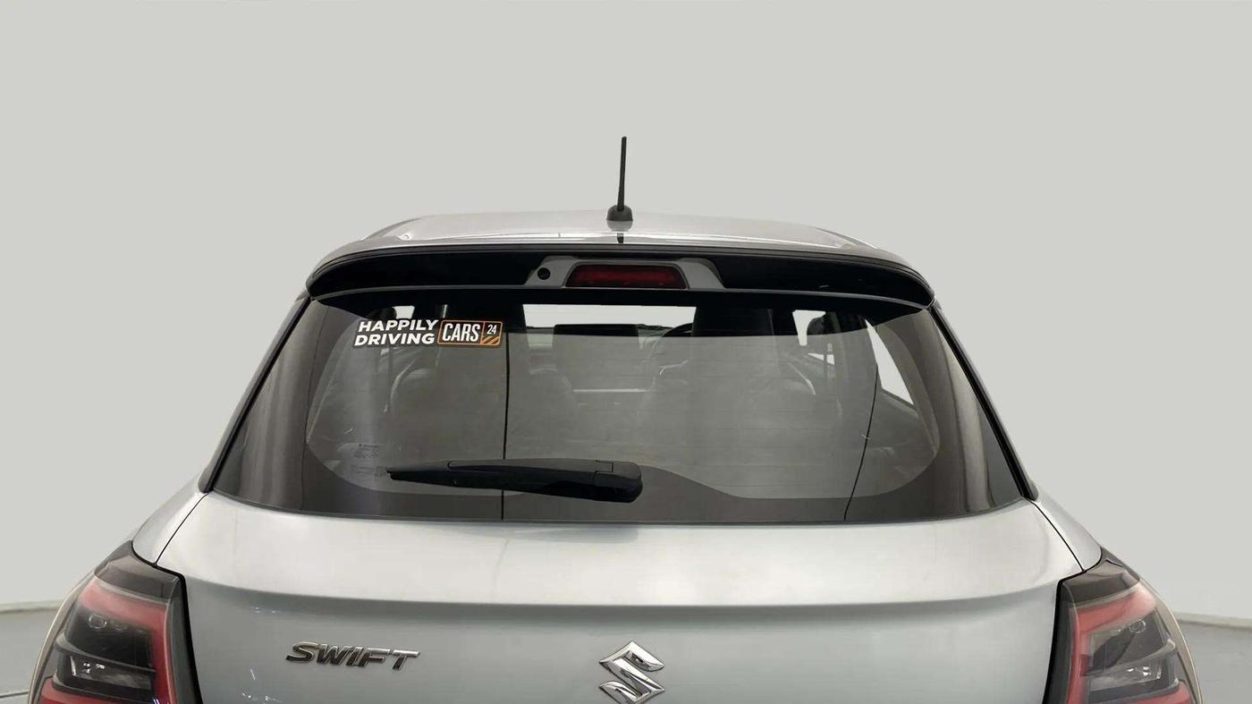 2024 Maruti Swift ZXi, Petrol, Manual, 3,817 km, Rear Windshield