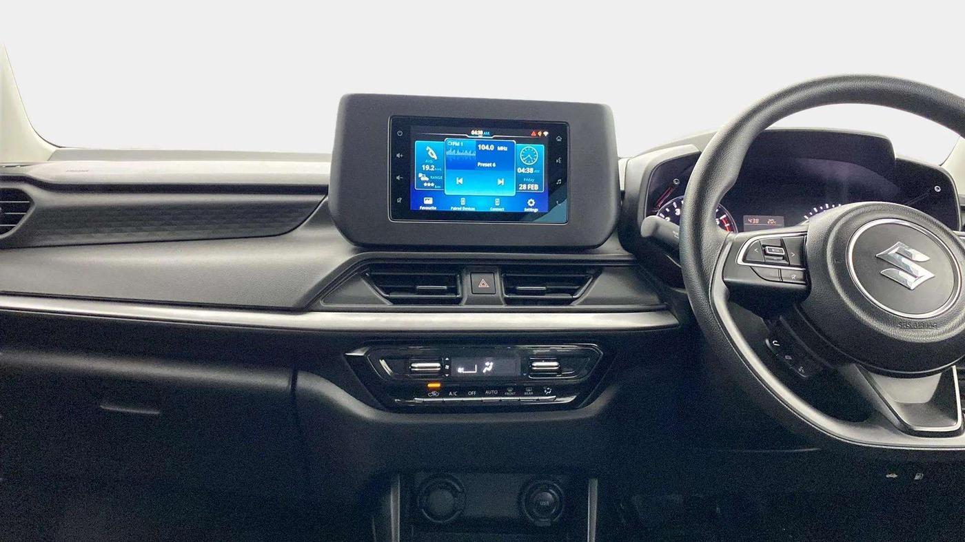 2024 Maruti Swift ZXi, Petrol, Manual, 3,817 km, Air Conditioner