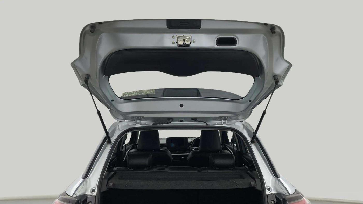 2024 Maruti Swift ZXi, Petrol, Manual, 3,817 km, Boot Door Open