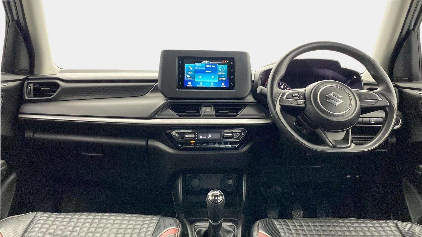 2024 Maruti Swift ZXi, Petrol, Manual, 3,817 km, Dashboard