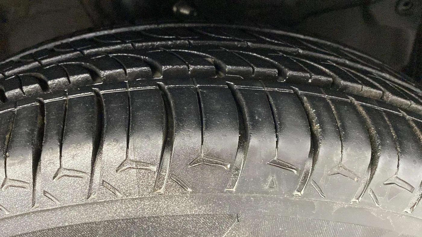 2014 Honda City 1.5L I-VTEC VX, Petrol, Manual, 40,582 km, Right Front Tyre Tread