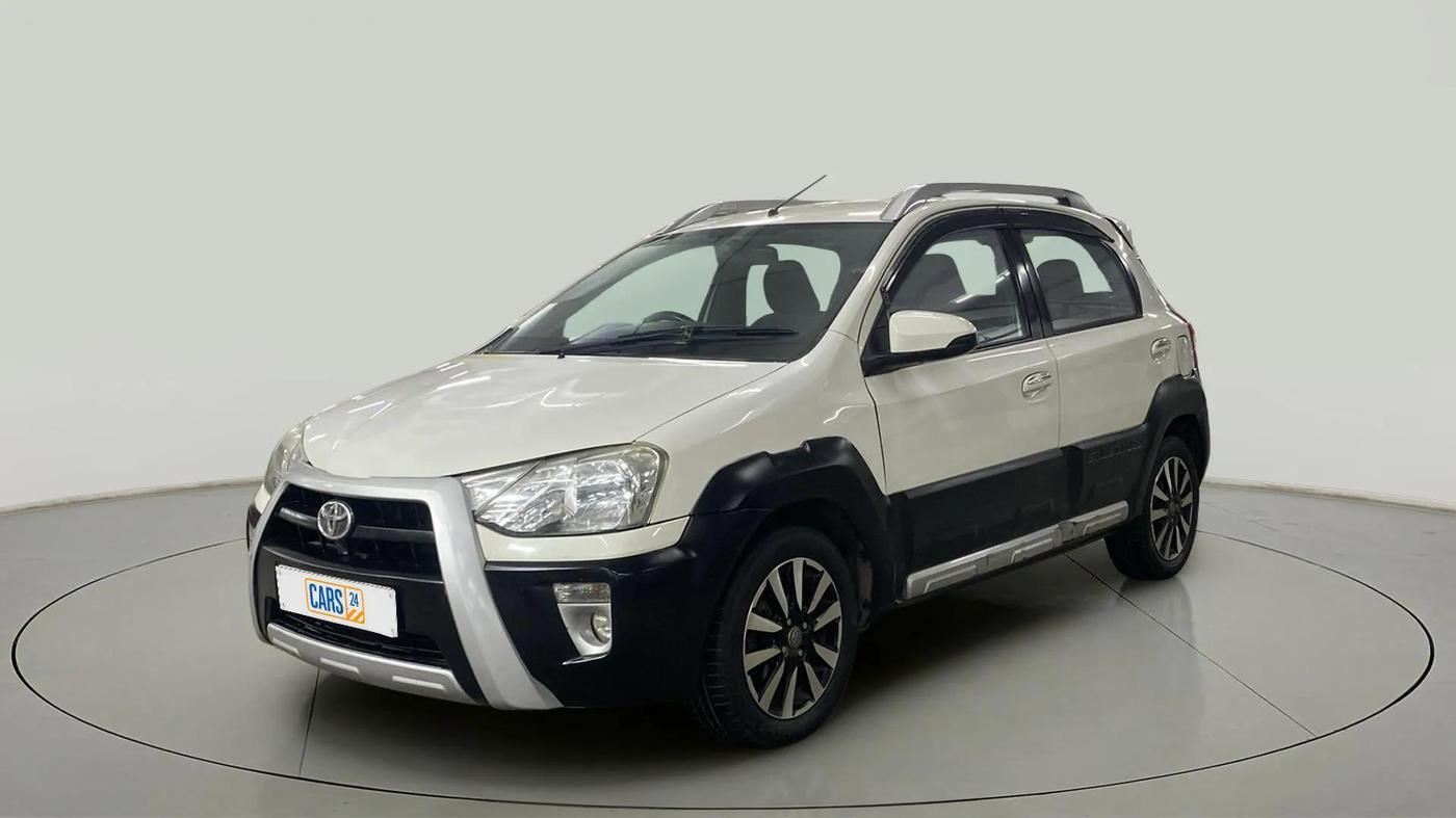 2014 Toyota Etios CROSS 1.5 V, Petrol, Manual, 46,538 km, Left Front Diagonal