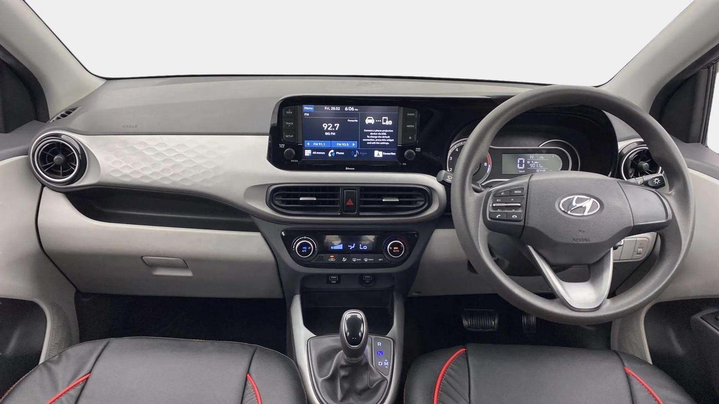 2019 Hyundai GRAND I10 NIOS SPORTZ AMT 1.2 KAPPA VTVT, Petrol, Automatic, 18,607 km, Dashboard