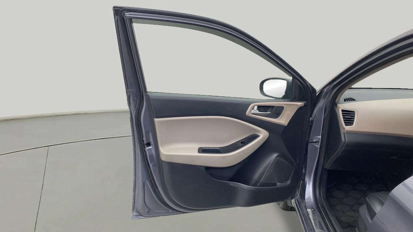 2020 Hyundai Elite i20 SPORTZ PLUS 1.2, Petrol, Manual, 61,319 km, LHS Front Door