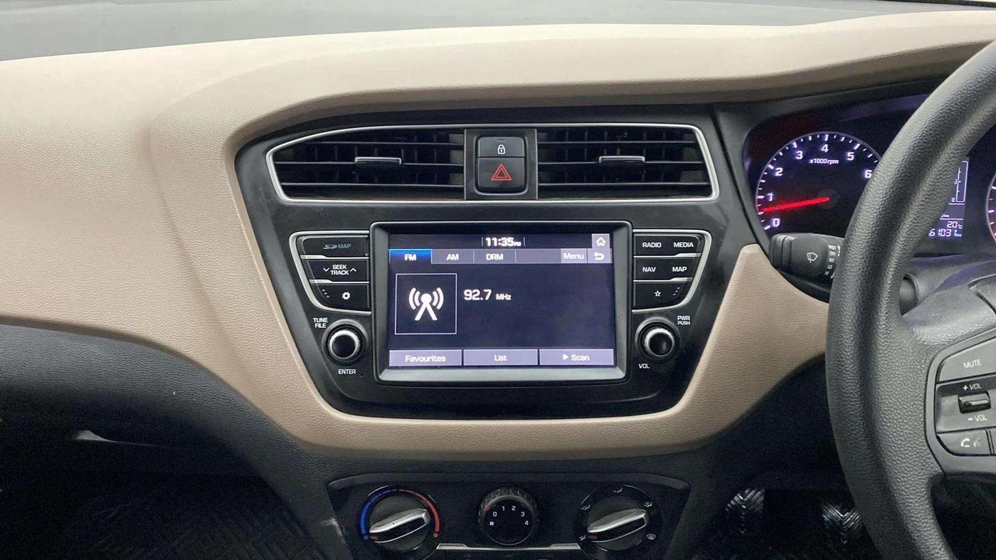 2020 Hyundai Elite i20 SPORTZ PLUS 1.2, Petrol, Manual, 61,319 km, Air Conditioner