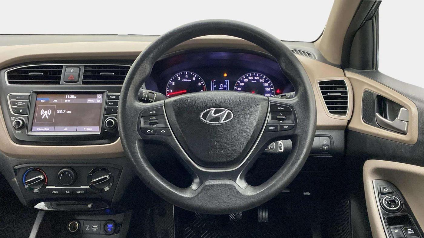 2020 Hyundai Elite i20 SPORTZ PLUS 1.2, Petrol, Manual, 61,319 km, Steering Wheel Close Up