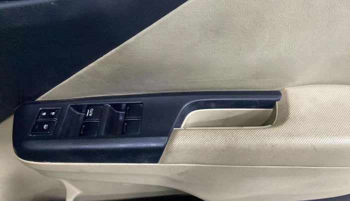 2015 Honda City 1.5L I-VTEC SV, Petrol, Manual, 58,447 km, Driver Side Door Panels Control