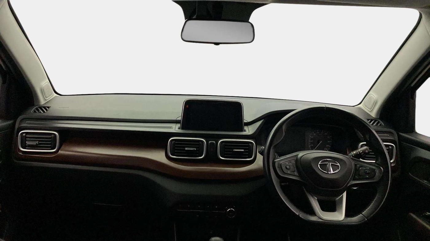 2022 Tata PUNCH CREATIVE  AMT, Petrol, Automatic, 30,337 km, Dashboard