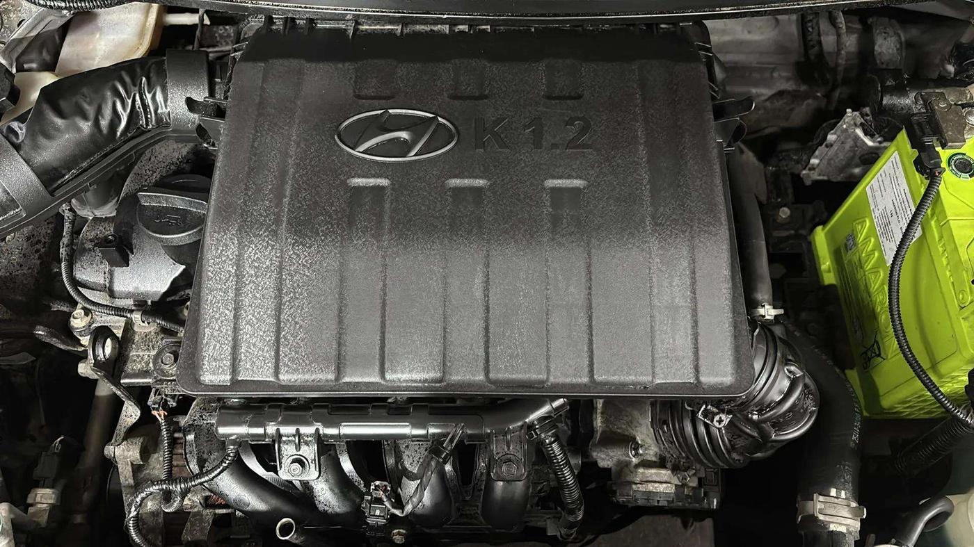 2017 Hyundai Grand i10 SPORTZ (O) 1.2 KAPPA VTVT, Petrol, Manual, 35,363 km, Engine View