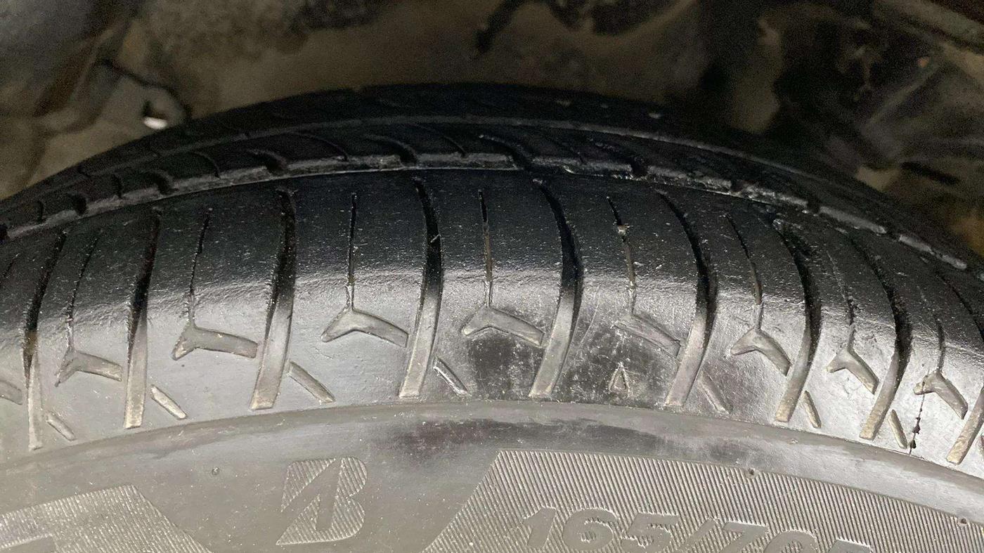 2018 Maruti Celerio VXI CNG, CNG, Manual, 80,443 km, Left Front Tyre Tread