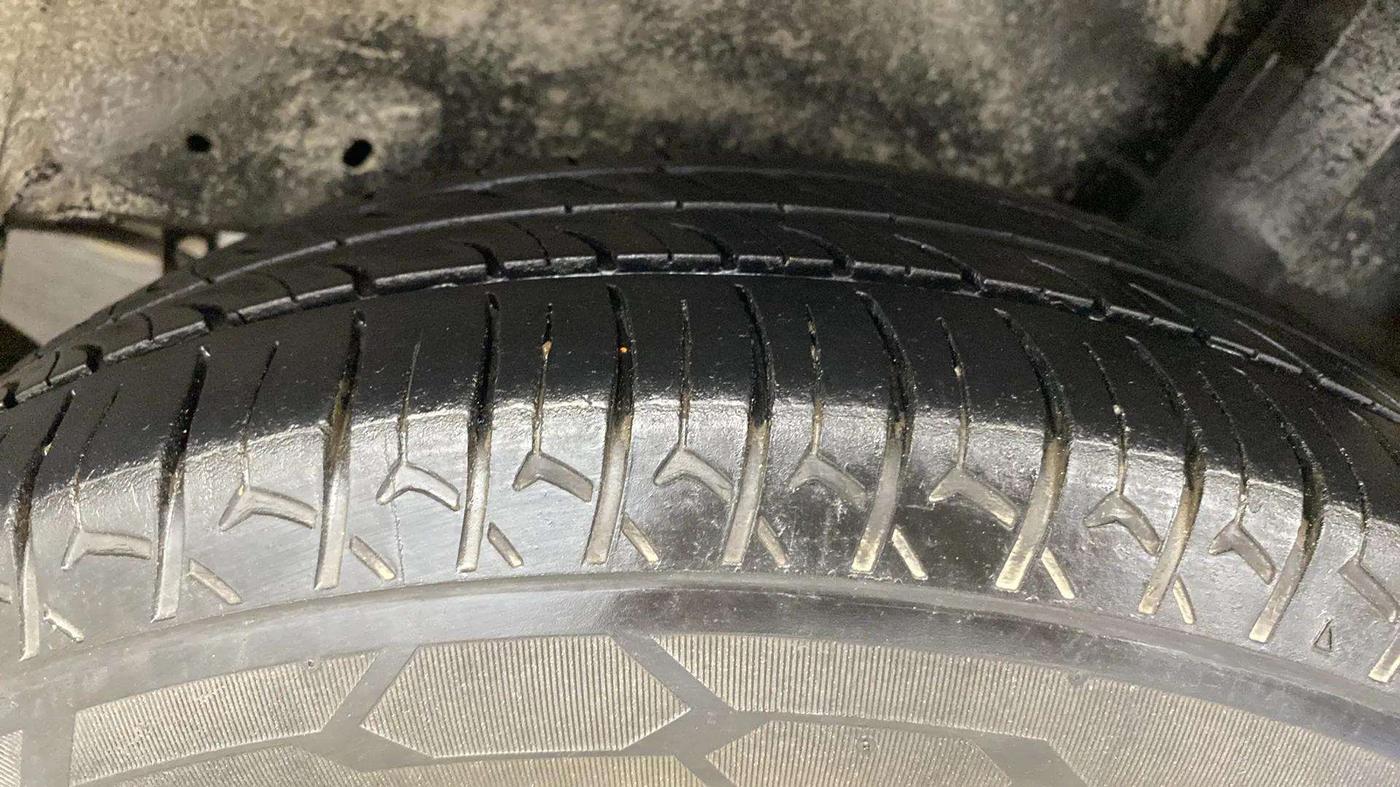 2018 Maruti Celerio VXI CNG, CNG, Manual, 80,443 km, Left Rear Tyre Tread