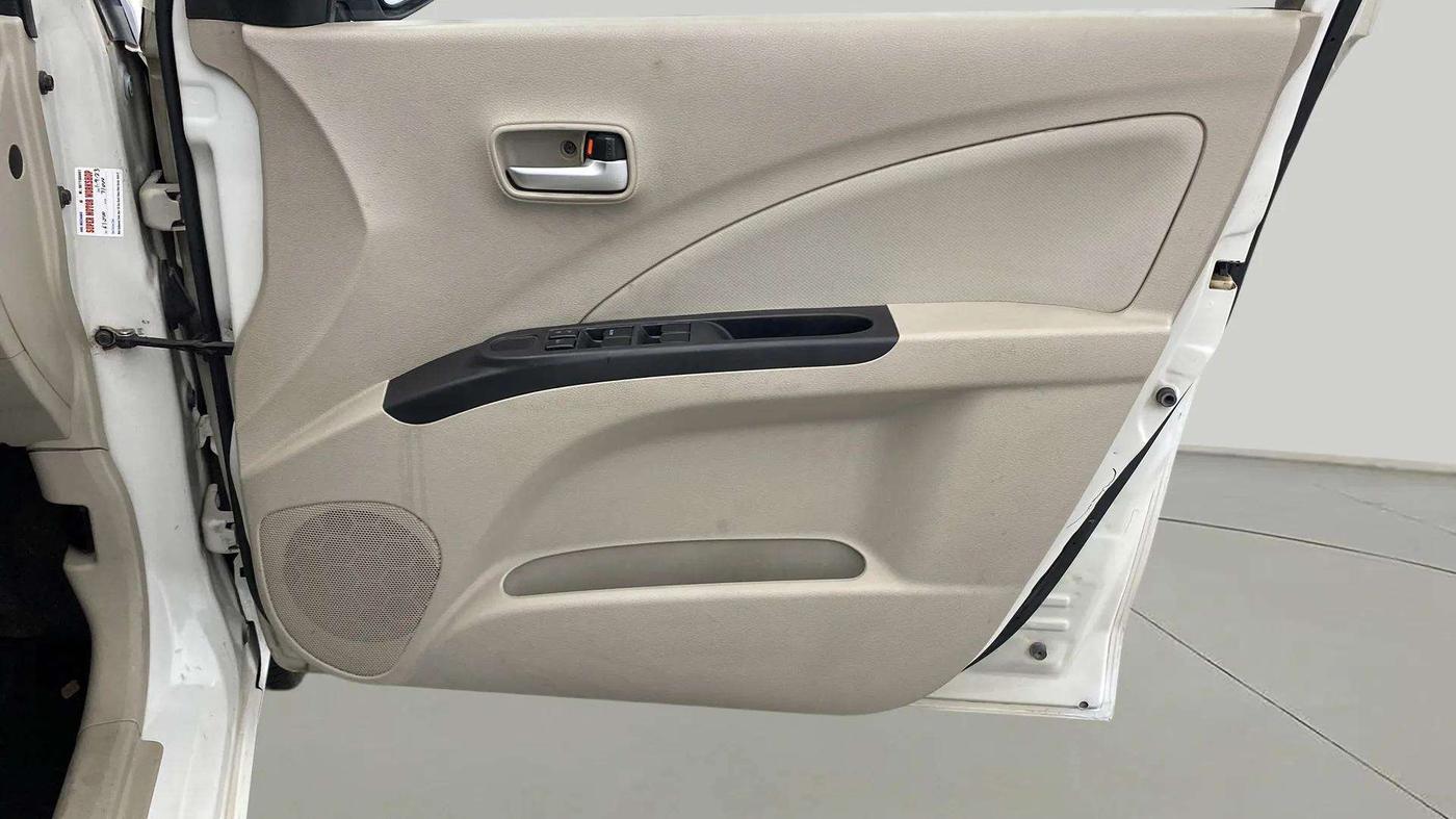 2018 Maruti Celerio VXI CNG, CNG, Manual, 80,443 km, Driver Side Door Panels Control