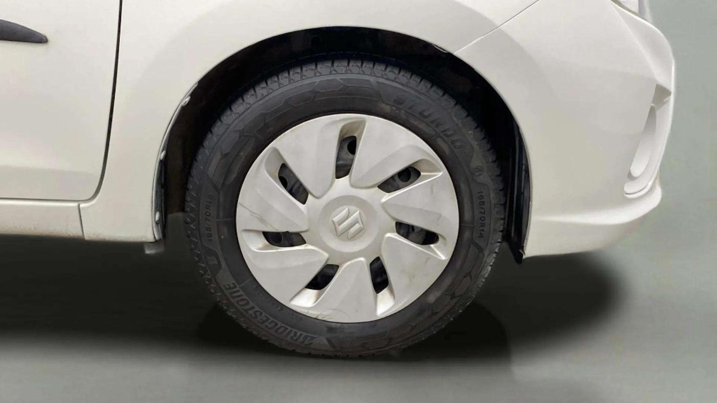 2018 Maruti Celerio VXI CNG, CNG, Manual, 80,443 km, Right Front Wheel