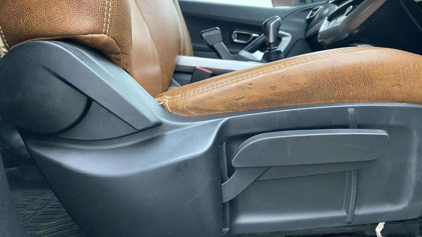 2022 Tata Harrier XT PLUS 2.0L KRYOTEC, Diesel, Manual, 49,961 km, Driver Side Adjustment Panel