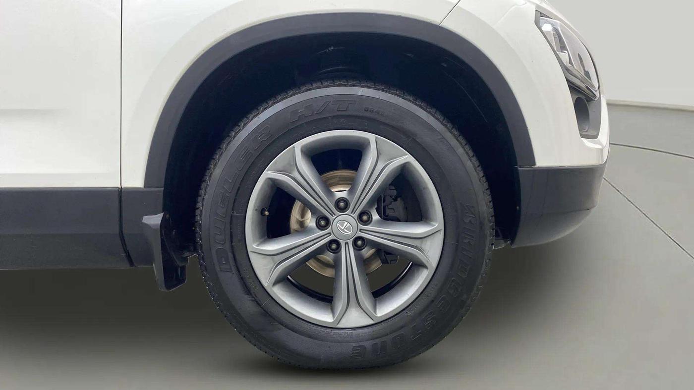 2022 Tata Harrier XT PLUS 2.0L KRYOTEC, Diesel, Manual, 49,961 km, Right Front Wheel