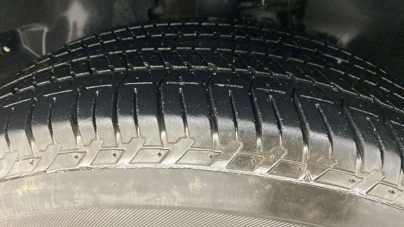 2022 Tata Harrier XT PLUS 2.0L KRYOTEC, Diesel, Manual, 49,961 km, Left Front Tyre Tread