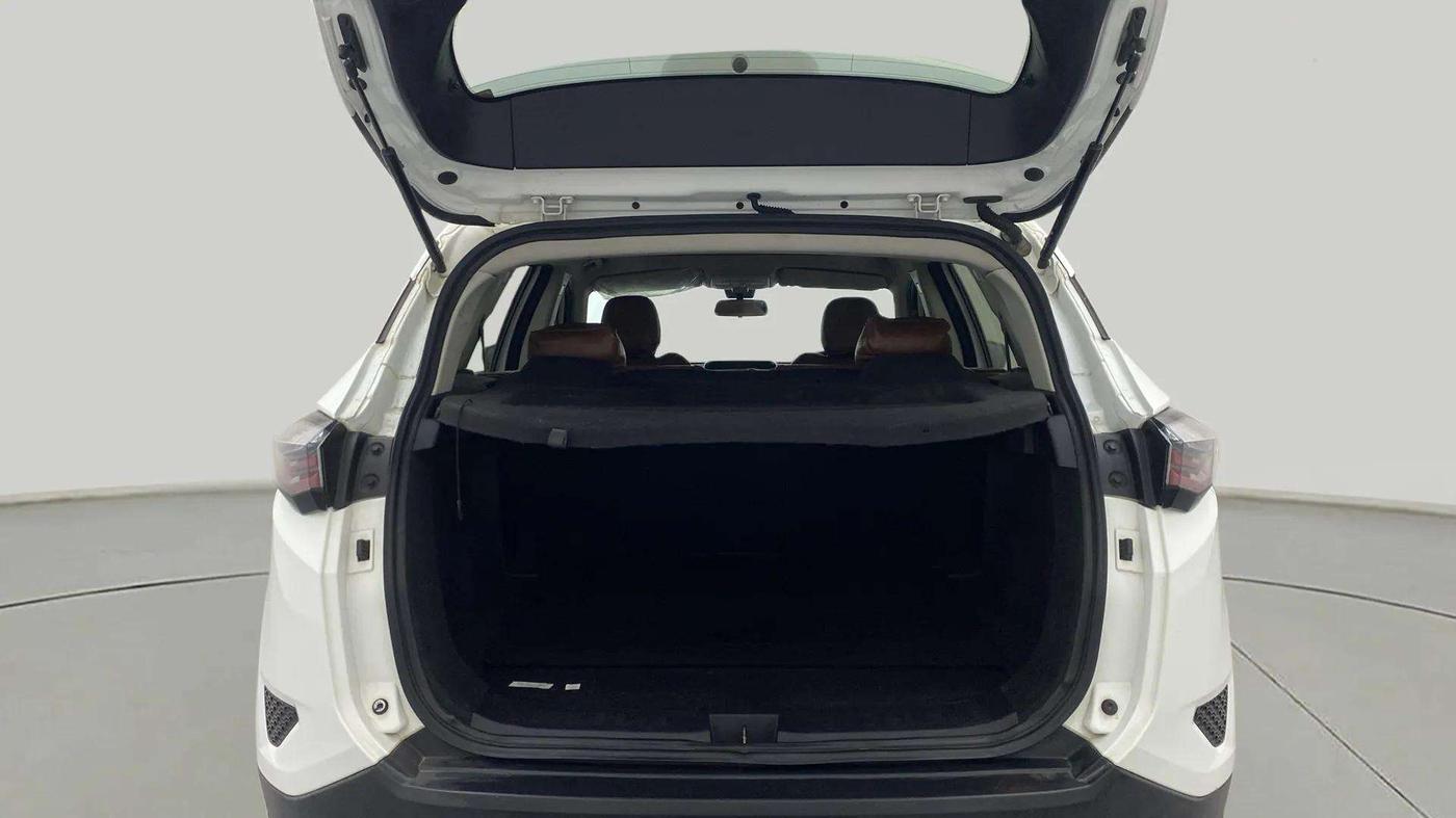 2022 Tata Harrier XT PLUS 2.0L KRYOTEC, Diesel, Manual, 49,961 km, Boot Open Zoomed View