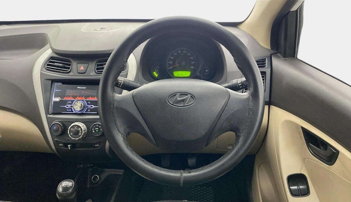 2015 Hyundai Eon ERA +, Petrol, Manual, 37,995 km, Steering Wheel Close Up